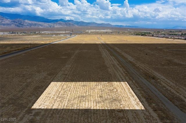 5290 East Roger Street, Pahrump, NV 89048