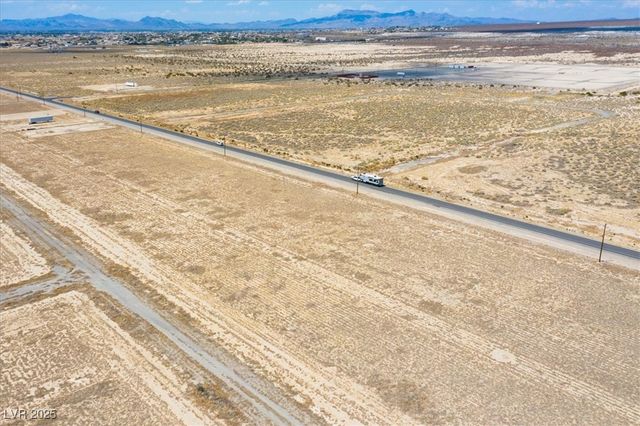 5290 East Roger Street, Pahrump, NV 89048