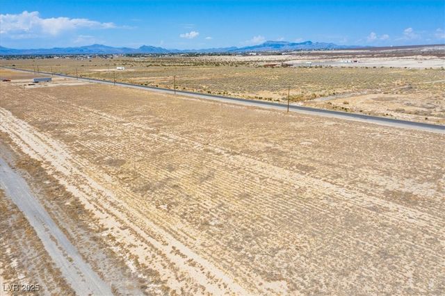 5290 East Roger Street, Pahrump, NV 89048