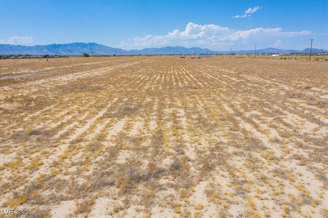 5290 East Roger Street, Pahrump, NV 89048