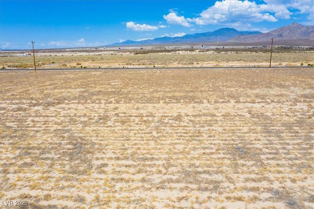 5290 East Roger Street, Pahrump, NV 89048