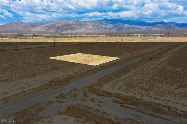 5290 East Roger Street, Pahrump, NV 89048