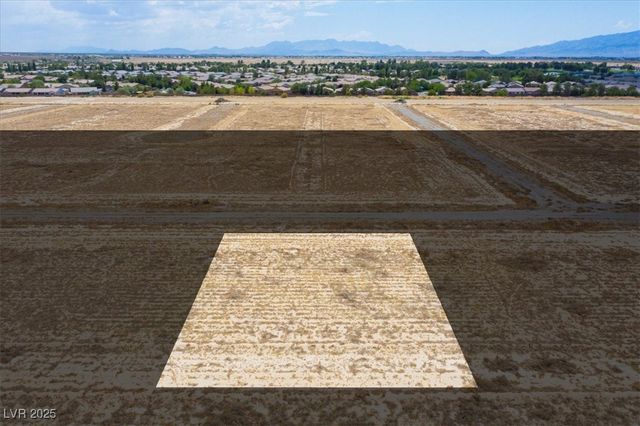 5290 East Roger Street, Pahrump, NV 89048