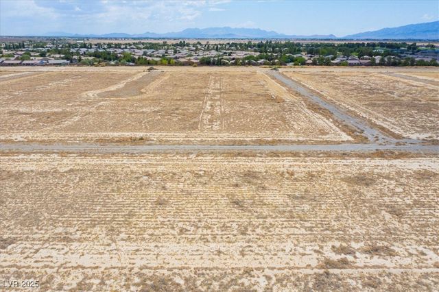 5290 East Roger Street, Pahrump, NV 89048