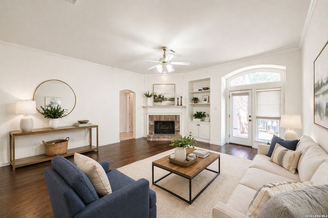 2527 Somerall, San Antonio, TX 78248
