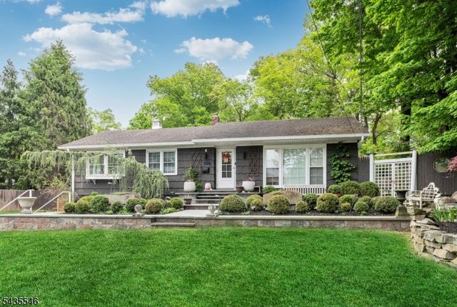 596 Wyckoff Ave, Mahwah Twp., NJ 07430