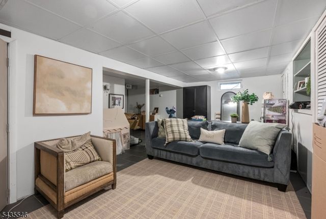 596 Wyckoff Ave, Mahwah Twp., NJ 07430