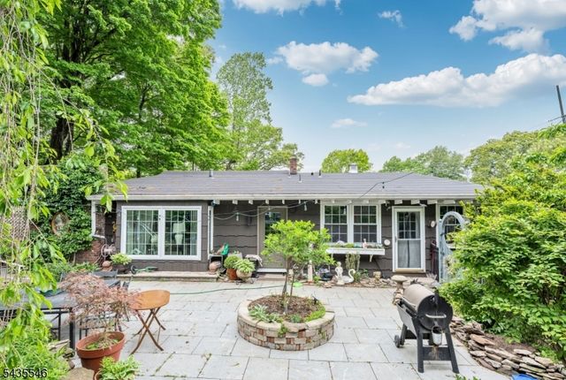 596 Wyckoff Ave, Mahwah Twp., NJ 07430