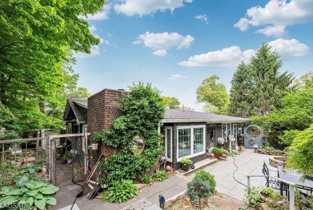 596 Wyckoff Ave, Mahwah Twp., NJ 07430