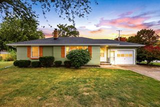 1 Chippewa Court, Saginaw, MI 48602