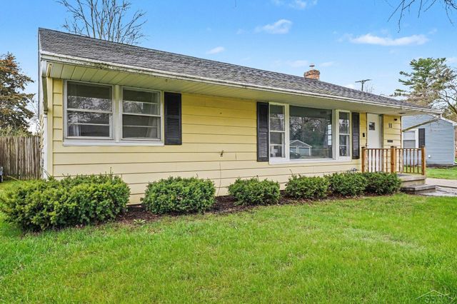 11 Roselawn Court, Saginaw, MI 48602