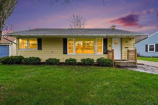 11 Roselawn Court, Saginaw, MI 48602