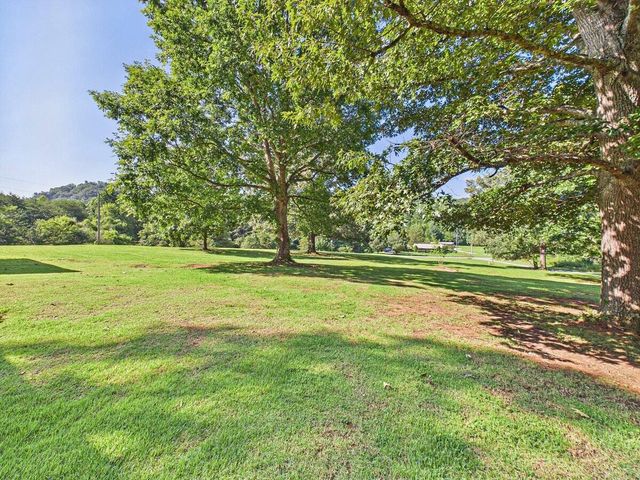 331 Jd Farm Road, Tellico Plains, TN 37385