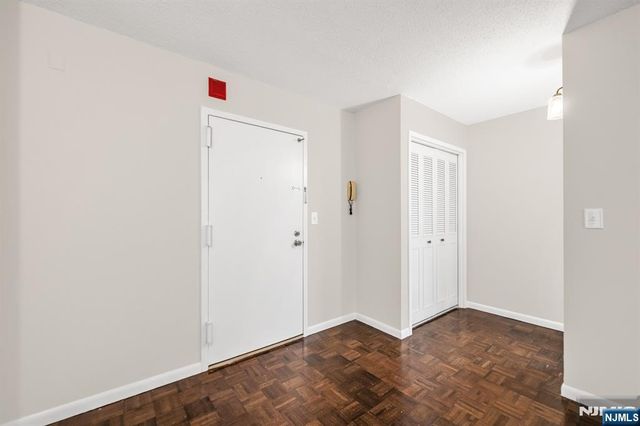326 Prospect Avenue 6J, Hackensack, NJ 07601