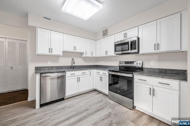 326 Prospect Avenue 6J, Hackensack, NJ 07601