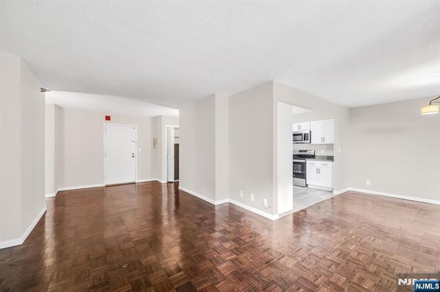 326 Prospect Avenue 6J, Hackensack, NJ 07601