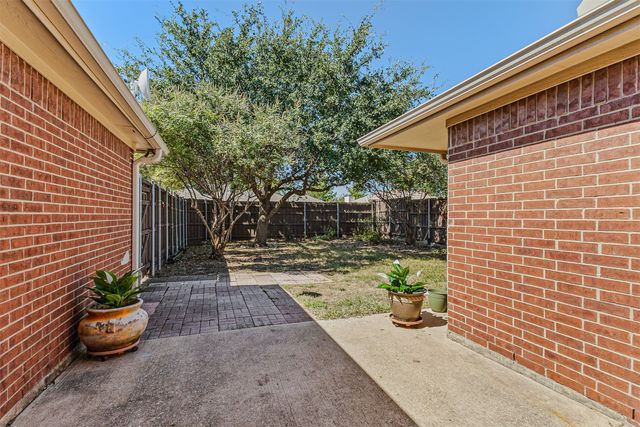 109 N Rolling Meadows Drive, Wylie, TX 75098