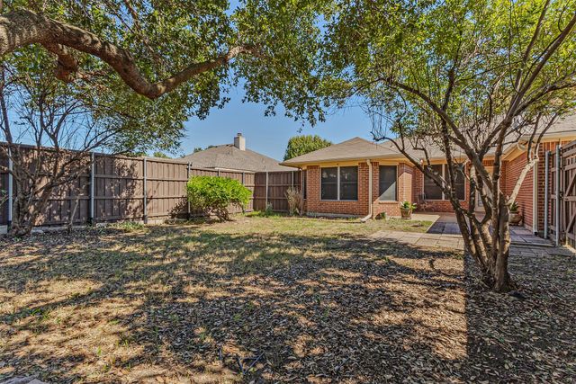 109 N Rolling Meadows Drive, Wylie, TX 75098