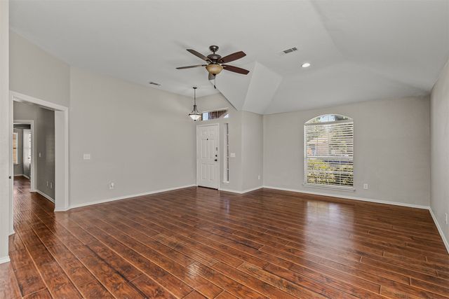 109 N Rolling Meadows Drive, Wylie, TX 75098