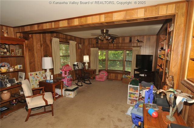 4701 Virginia Avenue, Charleston, WV 25304