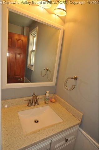 4701 Virginia Avenue, Charleston, WV 25304