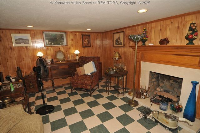 4701 Virginia Avenue, Charleston, WV 25304