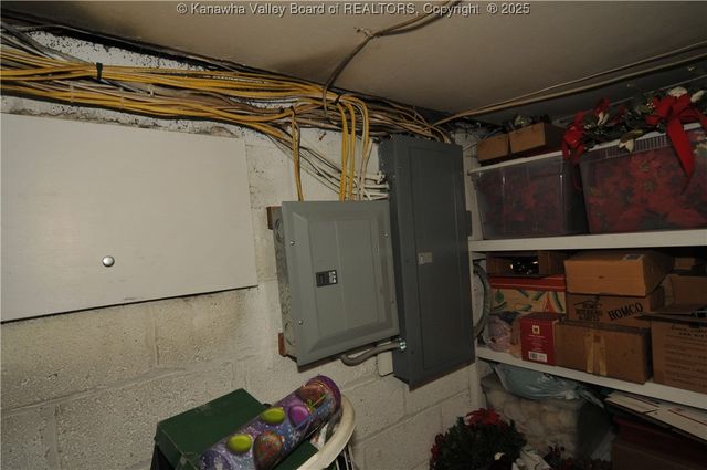 4701 Virginia Avenue, Charleston, WV 25304