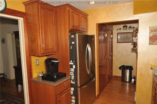 4701 Virginia Avenue, Charleston, WV 25304