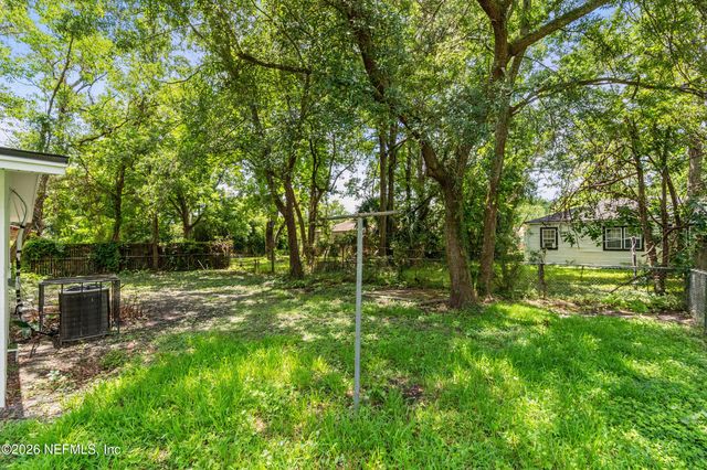 3530 SHADOW Street, Jacksonville, FL 32254