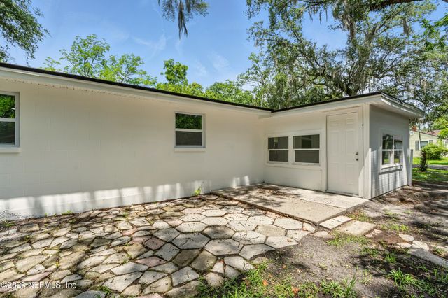 3530 SHADOW Street, Jacksonville, FL 32254