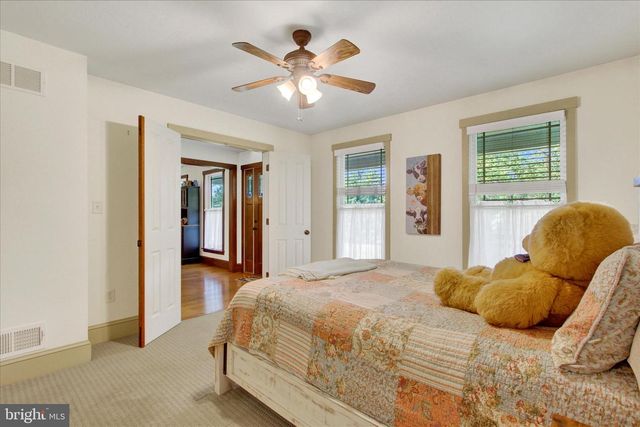 1210 WHITE CHURCH RD, Gettysburg, PA 17325