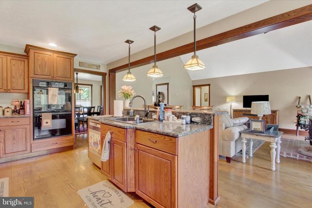 1210 WHITE CHURCH RD, Gettysburg, PA 17325