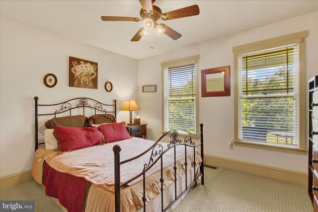 1210 WHITE CHURCH RD, Gettysburg, PA 17325