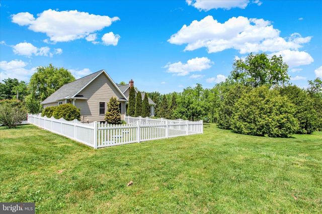 1210 WHITE CHURCH RD, Gettysburg, PA 17325