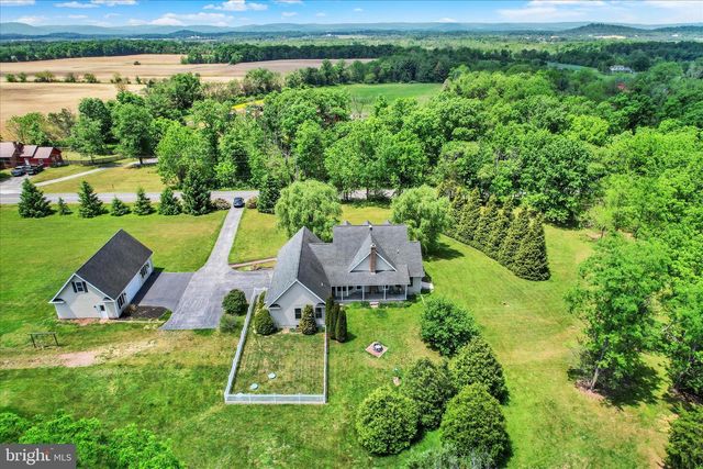 1210 WHITE CHURCH RD, Gettysburg, PA 17325