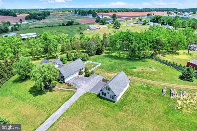 1210 WHITE CHURCH RD, Gettysburg, PA 17325