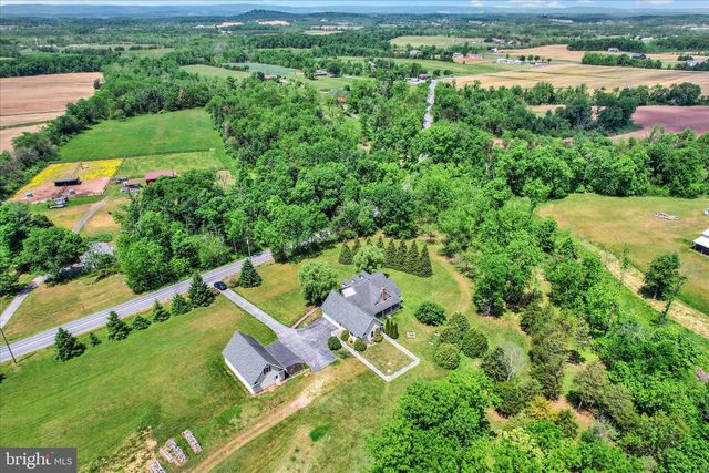 1210 WHITE CHURCH RD, Gettysburg, PA 17325