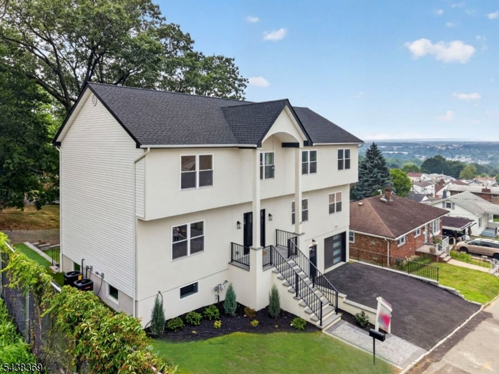 125 Cedarhurst Ave, Woodland Park, NJ 07424 — photo 2