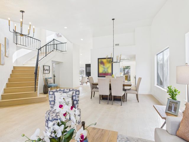 5912 Sawyer Cir, Sacramento, CA 95823