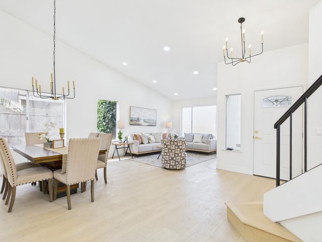 5912 Sawyer Cir, Sacramento, CA 95823