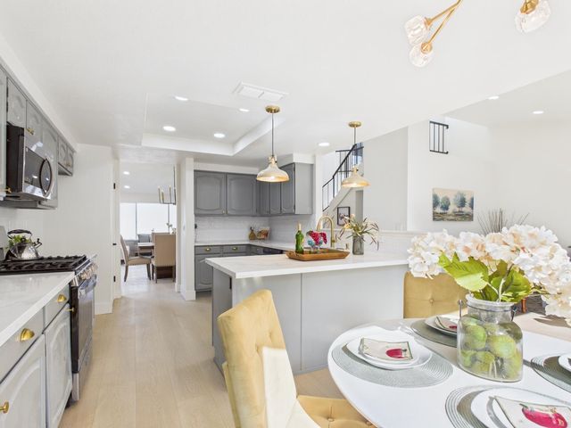 5912 Sawyer Cir, Sacramento, CA 95823