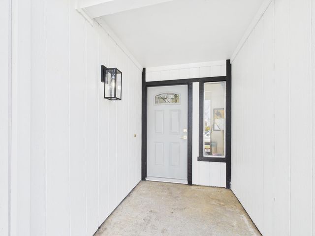 5912 Sawyer Cir, Sacramento, CA 95823