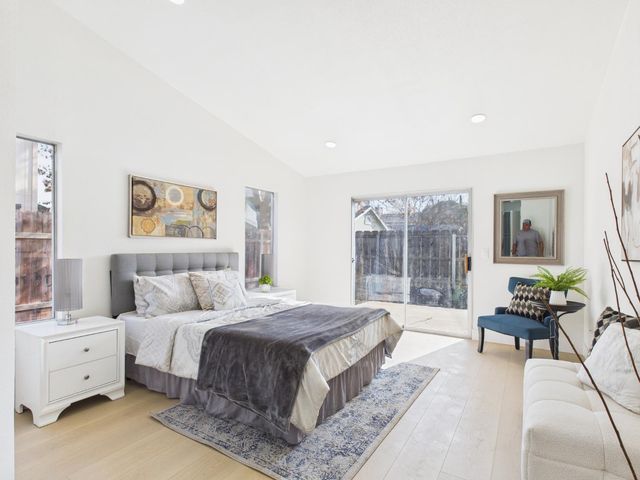 5912 Sawyer Cir, Sacramento, CA 95823