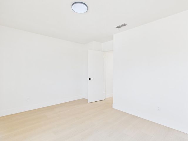 5912 Sawyer Cir, Sacramento, CA 95823