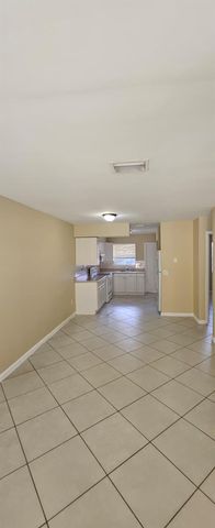 1202 Summer Street 3076, Palm Springs, FL 33461