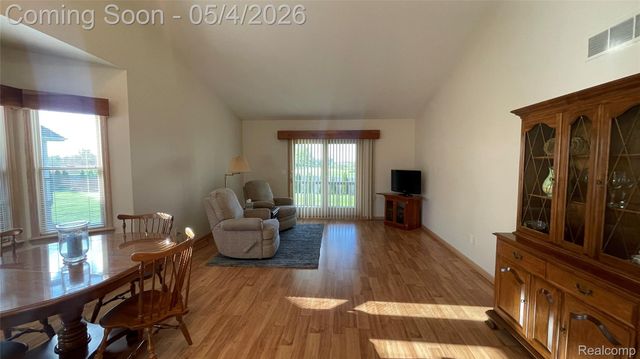 9142 Luea Lane, Swartz Creek, MI 48473