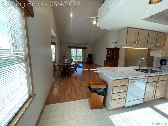 9142 Luea Lane, Swartz Creek, MI 48473