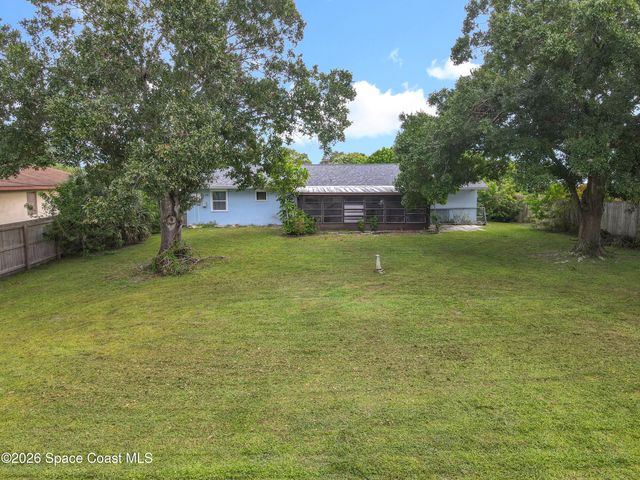 760 Becker Avenue NE, Palm Bay, FL 32905