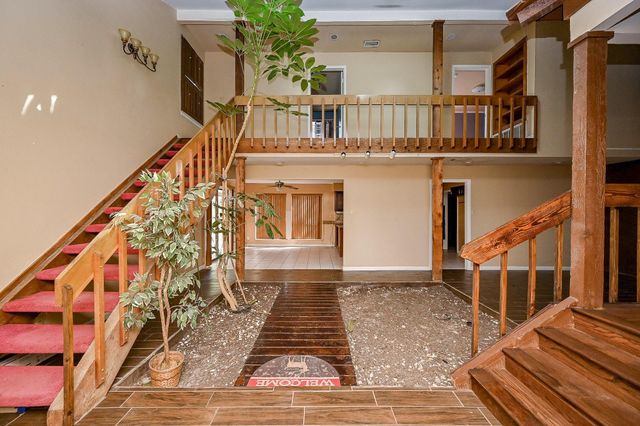 17306 Beaver Springs Drive, Houston, TX 77090