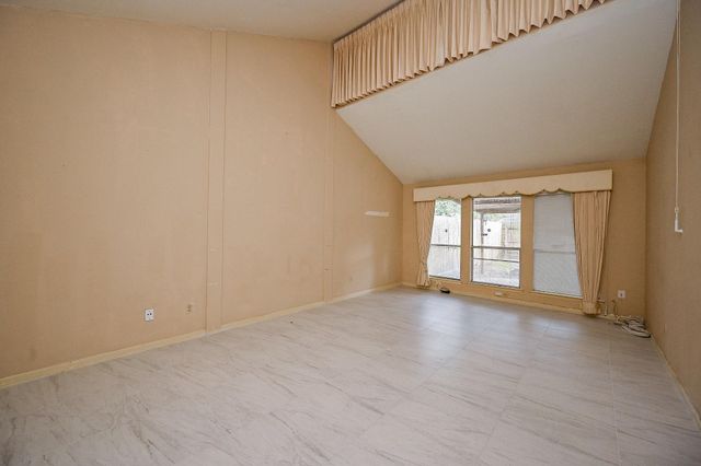 17306 Beaver Springs Drive, Houston, TX 77090